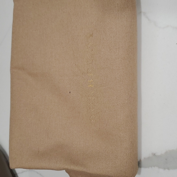 Authentic Burberry tote and wallet - Picture 7 of 11